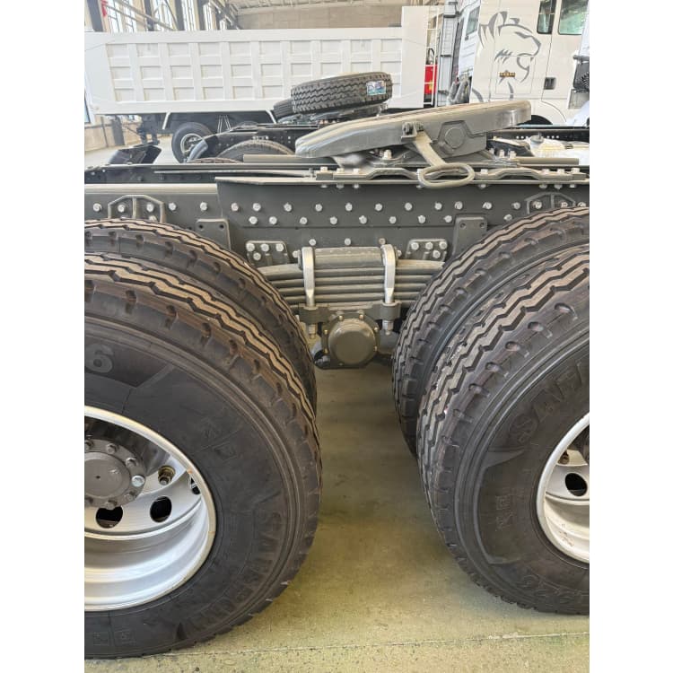 remanufactured howo nx tractor head