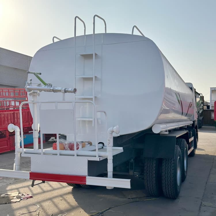 Remanufactured Tanker Truck Howo 25CBM Water Tank Truck 4 remanufactured howo 25cbm water tanker truck (2)