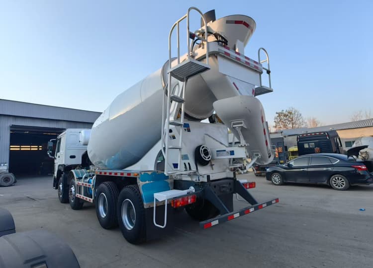 remanufactured howo 371 12 wheeler mixer truck (9)