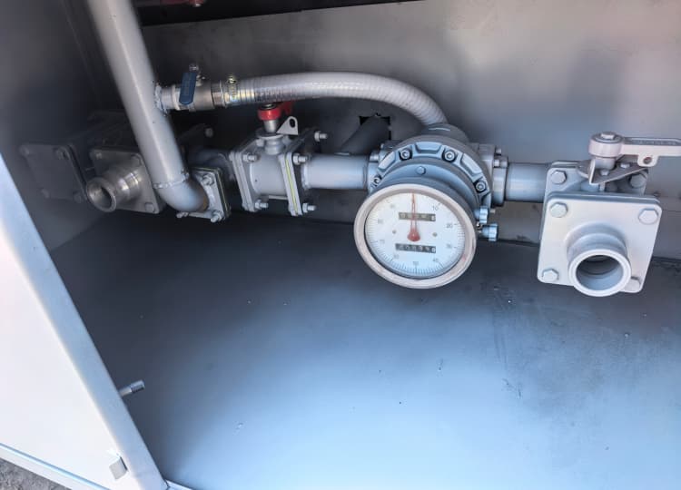 remanufactured howo fuel tanker truck