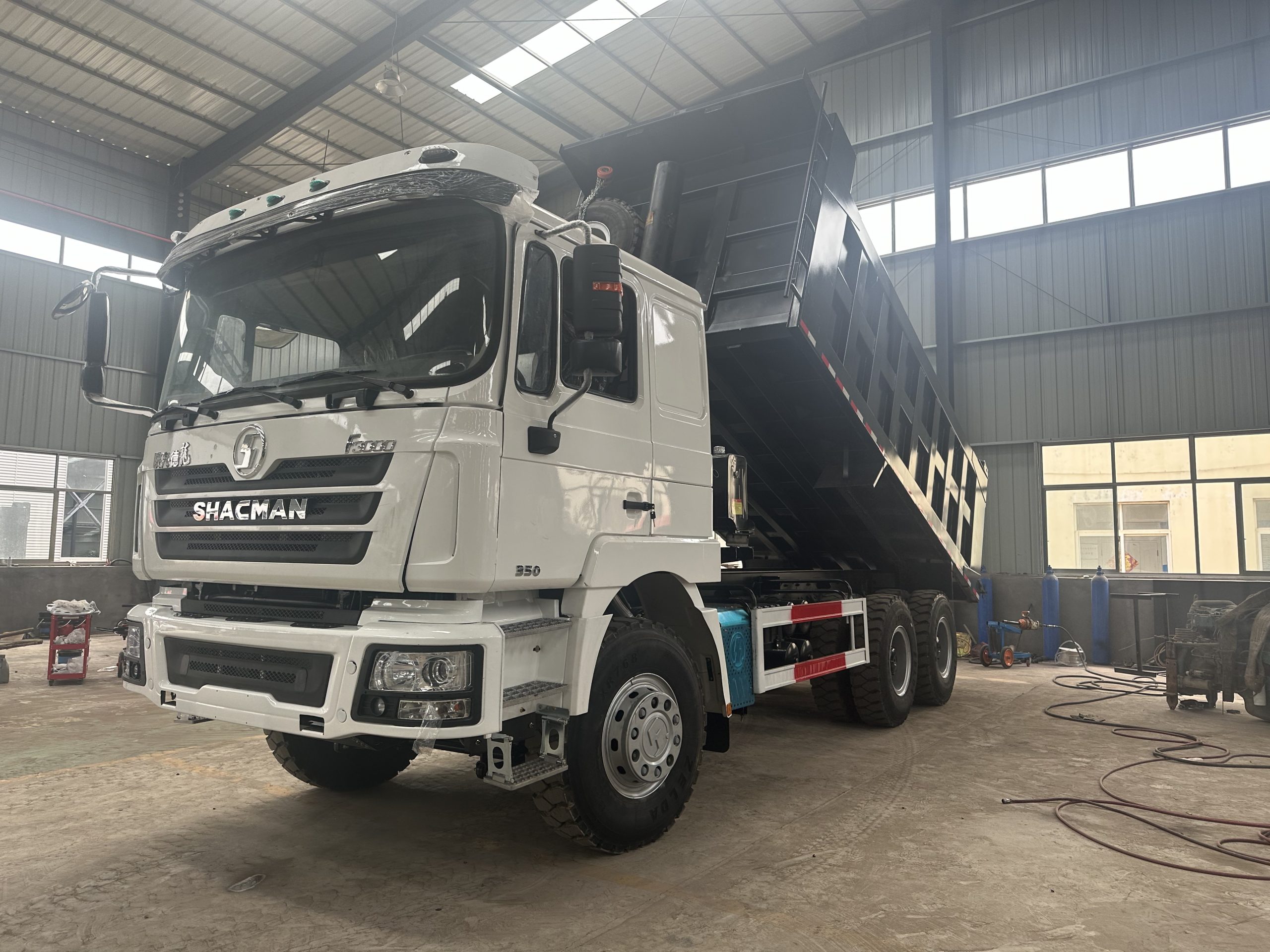 Best Remanufactured Dump Truck for Mining & Quarry Work 3 remanufactured shacman f3000 dump truck