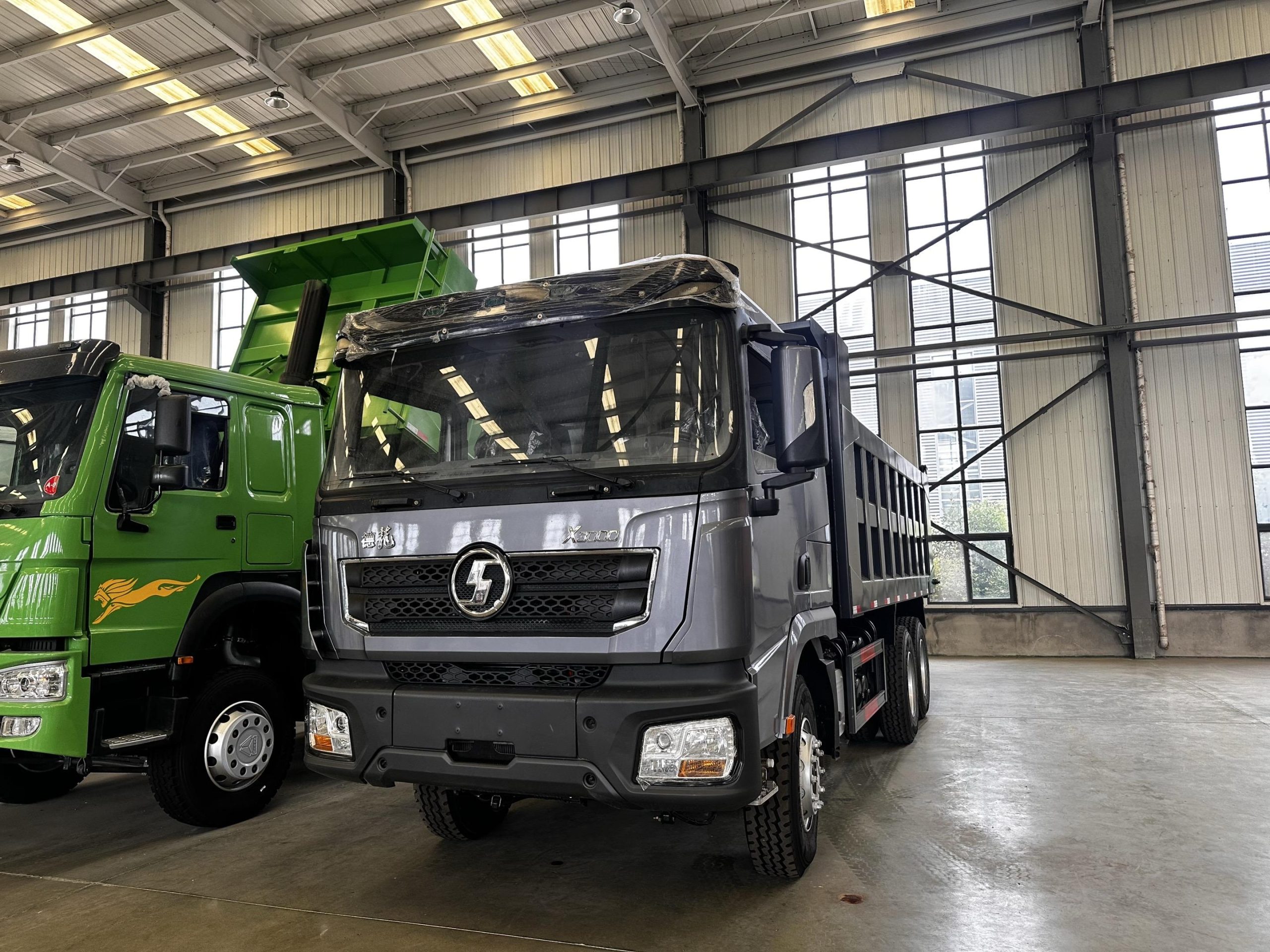 Best Remanufactured Dump Truck for Mining & Quarry Work 4 remanufactured shacman X3000 430hp