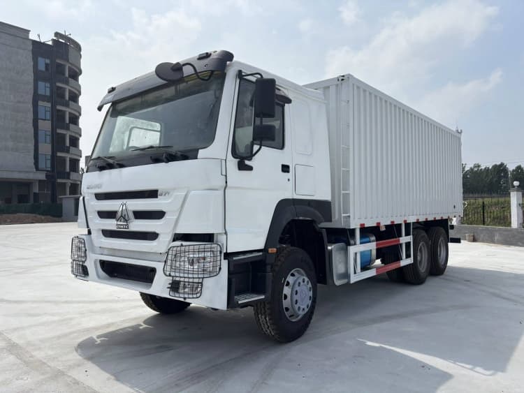Reman Howo 371 Cargo Box Truck 6×4 5 reman box truck | reman sinotruk howo cargo truck