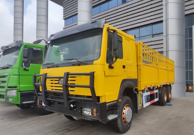Reman Howo 7 Fence Cargo Truck 6×4 5 reman fence cargo truck | reman howo cargo truck | reman sinotruk 6×4 cargo truck