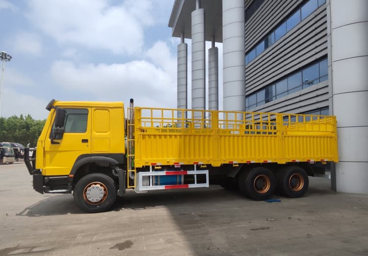 Reman Howo 7 Fence Cargo Truck 6×4 3 reman cargo fence truck | reman howo 6×4 cargo truck