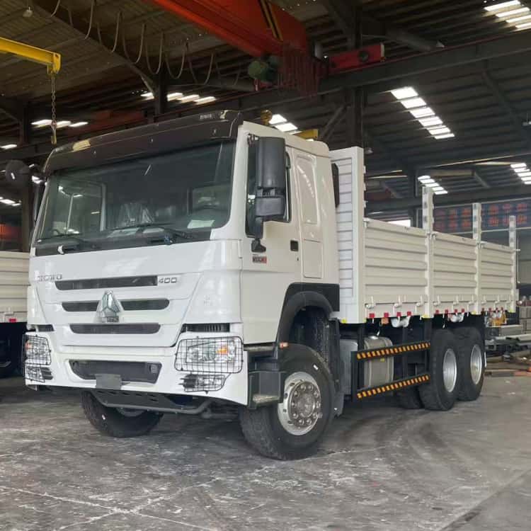 Reman Howo 400 6×4 Fence Cargo Truck 1 reman howo 400 cargo truck