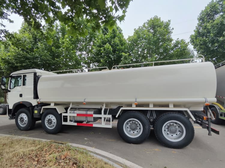 reman water tanker truck | reman howo water tanker truck
