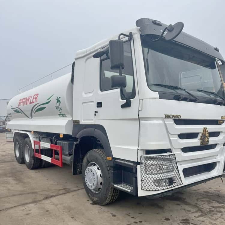 Reman Howo 375 Water Sprinkler Truck 20CBM 6×4 1 remanufactured howo 375 water tanker truck