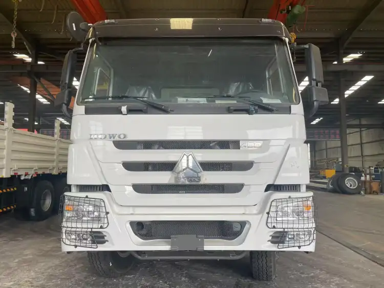 Reman Howo 400 6×4 Fence Cargo Truck 4 reman cargo truck for sale | reman sinotruk 6×4 fence truck