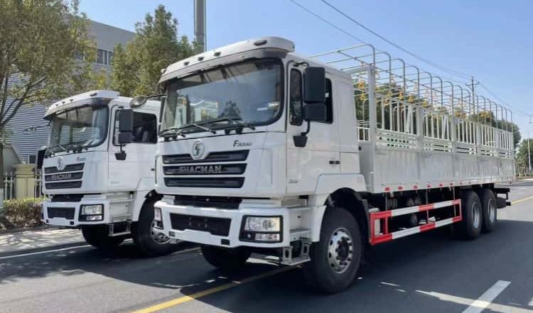 Reman SHACMAN F3000 6×4 Stake Cargo Truck 2 reman livestock truck | reman shacman fence truck