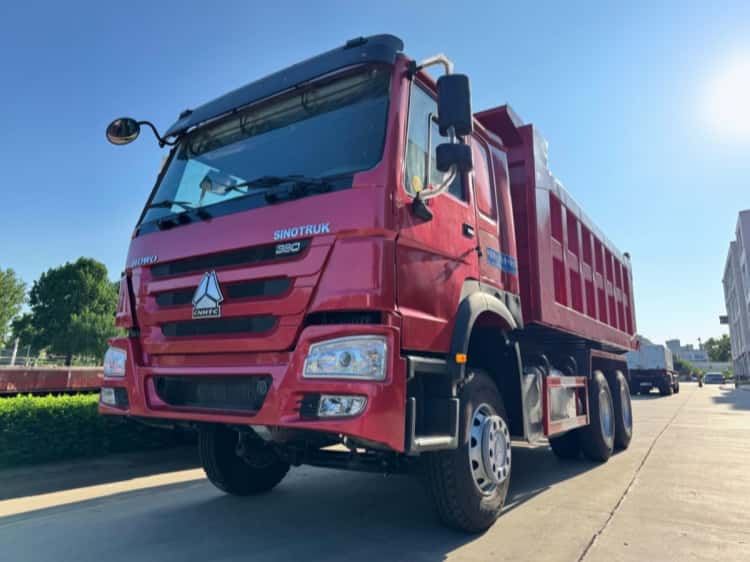 What Buyers Need to Know Before Purchasing a Reman Lorry?